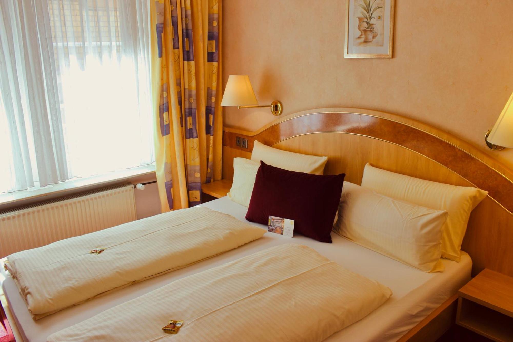 Weinhof Hotel 3*
